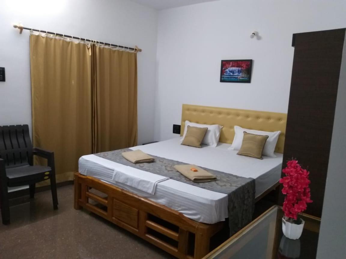 Oasis Beach Resort Агонда Екстериор снимка