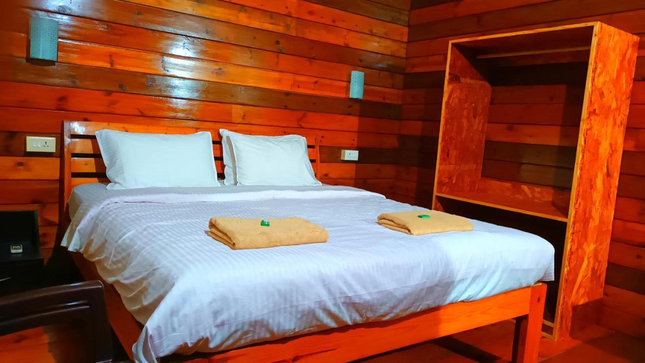 Oasis Beach Resort Агонда Екстериор снимка