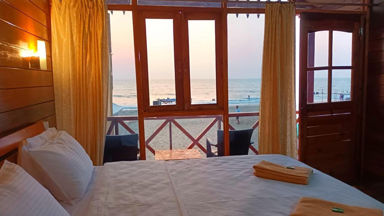 Oasis Beach Resort Агонда Екстериор снимка