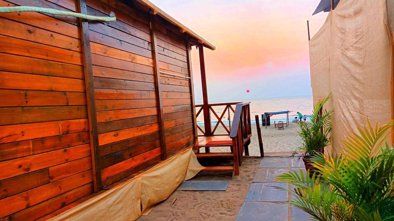 Oasis Beach Resort Агонда Екстериор снимка